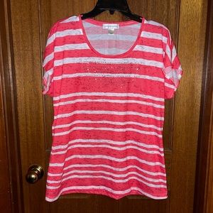 Ladies Lovely CHRISTOPHER & BANKS Blouse. Size Large.